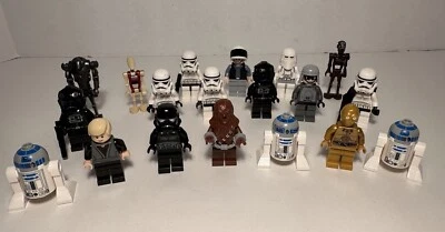 Lot Of 19 Lego Star Wars Minifigures.  - Image 1 of 4