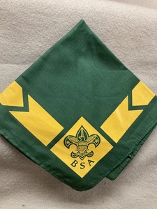 (jab-42) Boy Scouts - green and yellow scout neckerchief - Bild 1 von 2