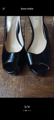 Guess Hells Foto 1 de 4