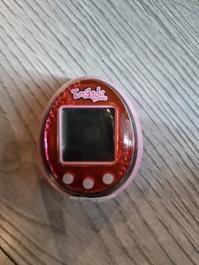Tamagotchi Friends Pink/Red Virtual Pet - Bild 1 von 7