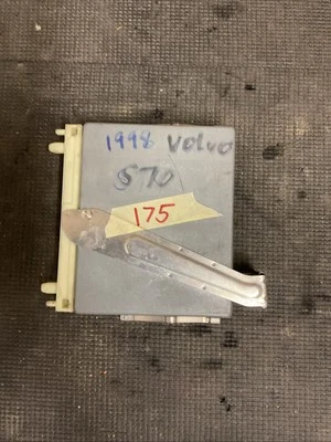 1998 Volvo S70 ECM - Изображение 1 из 3