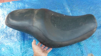 Harley Davidson Dyna 2006-2017 asiento bajo OEM Foto 1 de 4