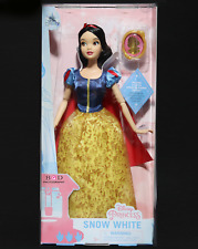 Disney Store Snow White Classic Doll with Pendant – 11 1/2''