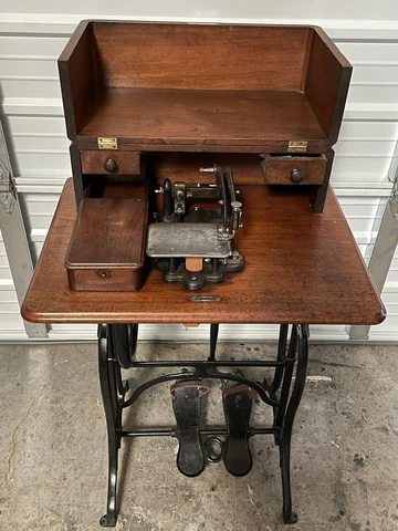 Antique 1860's Wheeler & Wilson ~ Model 3 Treadle Sewing Machine ~ Local Pickup Cover