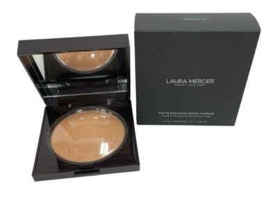 Laura Mercier Matte Radiance Baked Powder (7.5g/0.26oz/Bronze-02) NEW - Image 1 of 2