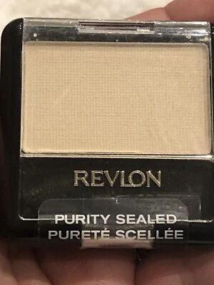 Revlon Wet/Dry Eyeshadow White Whisper  .11oz Brand New And Sealed Old Stock HTF - Image 1 of 4