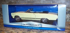 Road Signature Collectors Edition 1966 Mercury Cyclone GT Diecast Model Car 1:18 - Picture 1 of 7