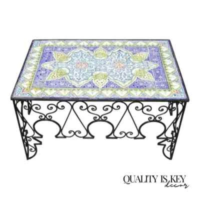 Mesa de centro de hierro forjado con azulejos de cerámica de California Arts & Crafts attr. Catalina Foto 1 de 4