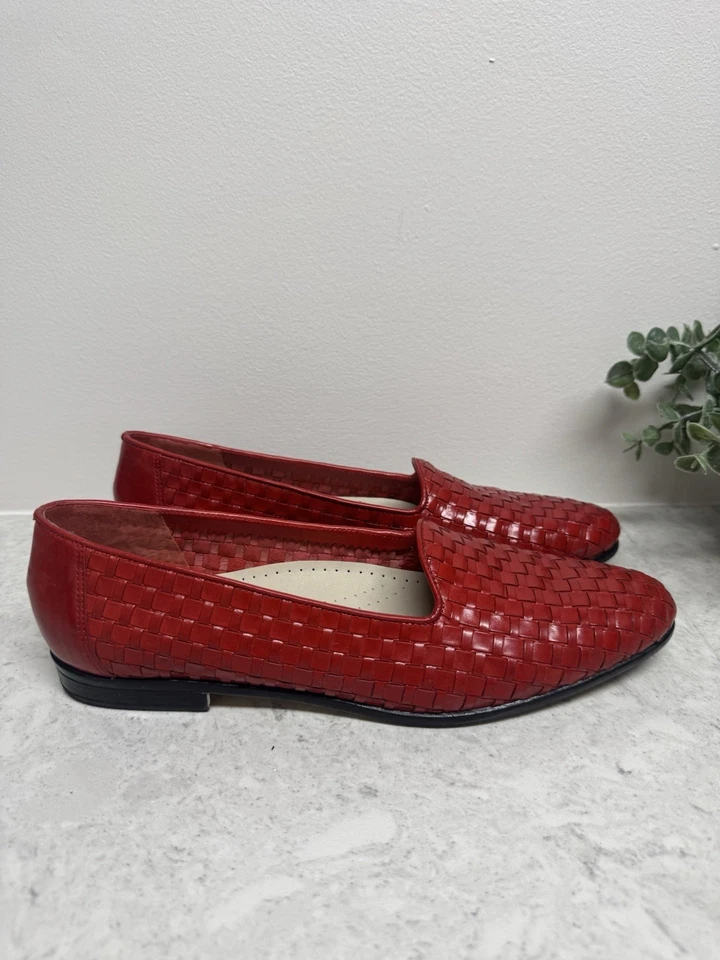 Mocassim Trotters Couro Vermelho Tecido Conforto - Feminino Tamanho 11 M - Imagem 1 de 4