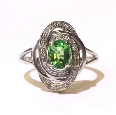 14k White Gold Oval Peridot Gemstone Diamond Ring .12ct VS1 G 3.2g Size 6.75 - Image 1 of 4