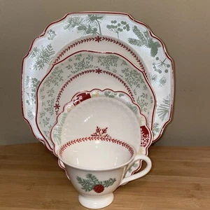 VILLEROY & BOCH ~ Il mio inverno ~ 4 pezzi impostazione posto ~Rosso bianco pallido~ Nuovo! - Foto 1 di 6