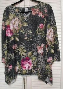 Women's “Time & Tru,” Plus Size XL (16-18), Floral Knit' Tee, Multicolors - Picture 1 of 4