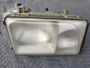 94-95 Mercedes W124 E320 E300 E420 OEM Bosch RIGHT Passenger Side Headlight Lamp - Picture 1 of 11