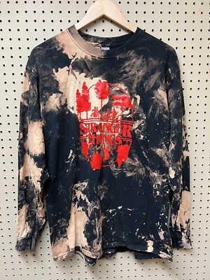 Camisa Stranger Things Para Hombre Grande Negra Tostada Manga Larga Tie Dye Logo Camiseta Foto 1 de 4