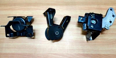 Juego de 3 piezas de montaje motor 11610-61PA0 11620-71LA0 11710-71LA0 nuevas... Foto 1 de 4