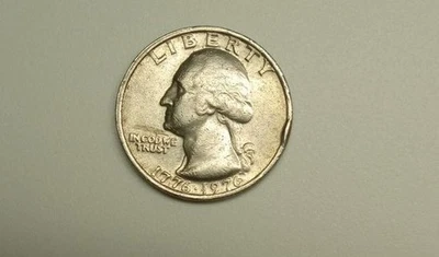 Rare 1776-1976 Bicentennial Quarter - No Mint Mark with Pressing Error - Image 1 of 2