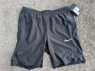 Nike Mujer 9" Aeroswift Baloncesto Corto 864716-010 Mediano Foto 1 de 4