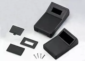 Caja de gabinete de mano inclinada CES 150 x 95 x 28,5/49,5 mm # 64g1168b - Imagen 1 de 5