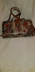  Sakroots Large Smartphone Wristlet Crossbody Spirit Desert NWT - Picture 1 of 8