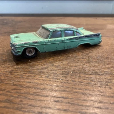 VINTAGE Dinky 191 DODGE ROYAL SEDAN Unrestored   #834 — 第 1/4 张图片