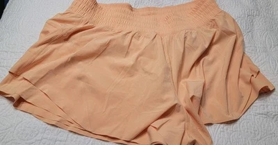 Pantalones Cortos Lululemon Mujer Grandes Melocotón/Naranja Shake It Out Tiro Alto 2.5" Run Train Foto 1 de 3