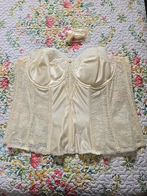 NWOT DOMINIQUE Lace Ivory  Torsolette Bridal Bustier, Size 48B With Garters - Image 1 of 4