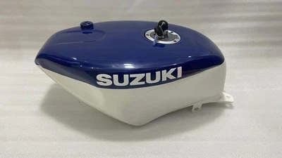Suzuki RGV250 vj22 1991 -1994 Aluminum Alloy Blue & White Painted Petrol Tank - Image 1 of 4