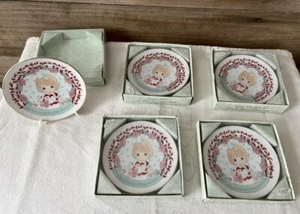 Five 1997 Precious Moments Christmas Mini Collector Plates - Picture 1 of 8