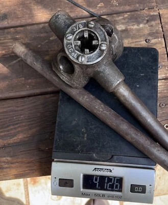 vintage TOLEDO No. 30 pipe threader 3 way/combo 1/2", 3/4", 3/8" - Image 1 of 4