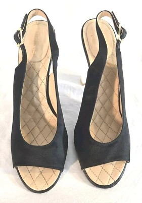 *Chanel Women's Size 41 Black 2015 Runway Black Satin Lucite Heel Peep Toe Pumps - Image 1 of 4