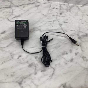 ADATTATORE SEL AC HT72005 CLASSE 2 TRASFORMATORE 120 VAC 60Hz da 9W a 12VDC 500mA - Foto 1 di 4