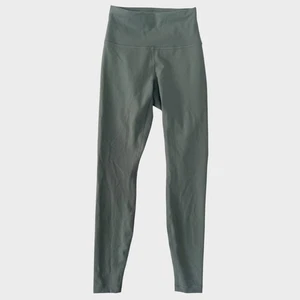 Lululemon Size 6 Leggings Gray - Picture 1 of 6