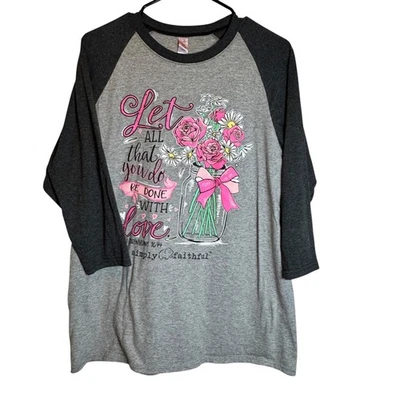Camiseta Simply Southern para mujer manga 3/4 grande, 1 Cor 16:14 Foto 1 de 4