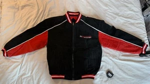 Dodge Motorsports NASCAR Giacca da Corsa Uomo Medium Rosso Nero Essex - Foto 1 di 17