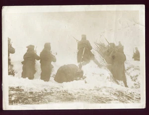 photo ancienne guerre des Balkans avant postes Serbes à Sioumo . 1912 - Imagen 1 de 2