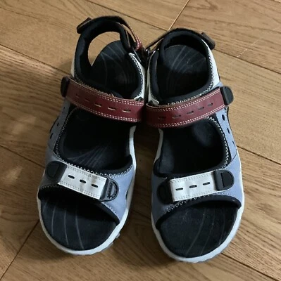 Sandalias Rieker Mujer 9.5 Yucatán Gris Y Borgoña Tinto Vino Foto 1 de 4