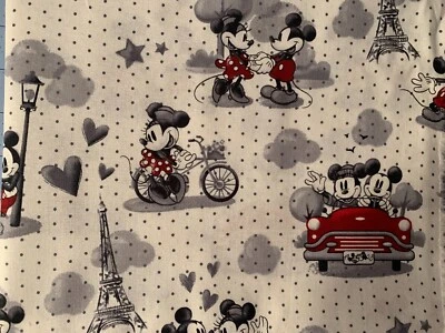 Manta ponderada con Mickey y Minnie Mouse, 5 libras, tamaño regazo infantil Foto 1 de 2