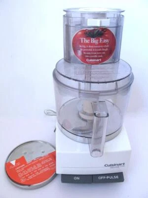Cuisinart Deluxe 11 Food Processor Pristine Condition plus Slicing Blade Disc - Image 1 of 4
