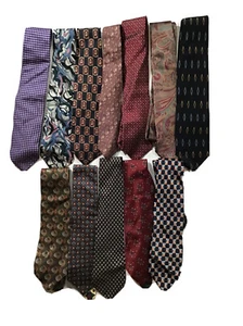 Lot of 12 Mens Ties - Picture 1 of 2