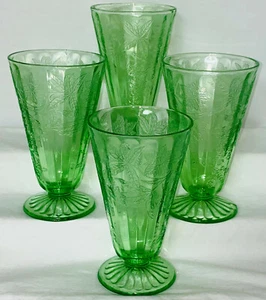 4 Jeannette FLORAL POINSETTIA GREEN *5 1/2" - 9 OZ FOOTED LEMONADE TUMBLERS* - Picture 1 of 1