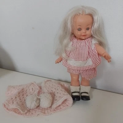 Poupée Mini Furga Lisa Lucia avec tenue d'origine - Photo 1/4