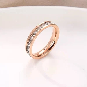 Stainless Steel Single Row Full Diamond Titanium Steel Rose Gold Ring这款标题 - Picture 1 of 4