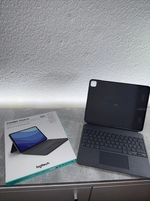 Logitech Combo Touch für iPad Pro 12.9, 5. 6. Gen, Grau, Tastatur Qwertz - Bild 1 von 4