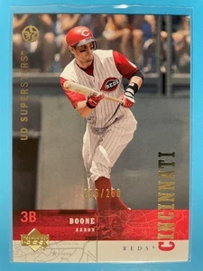 Aaron Boone - 2003 Upper Deck Superstars #58 oro paralelo/250 (rojos) - Imagen 1 de 2