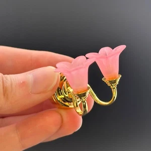 Aplique de pared de latón miniatura escala 1:12 rosa tulipán LED casa de muñecas luz sin contacto - Imagen 1 de 24