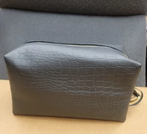 Toiletry Bag Genuine Leather Shaving Dopp Kit Travel Case Organizer MADE IN USA - Picture 1 of 4