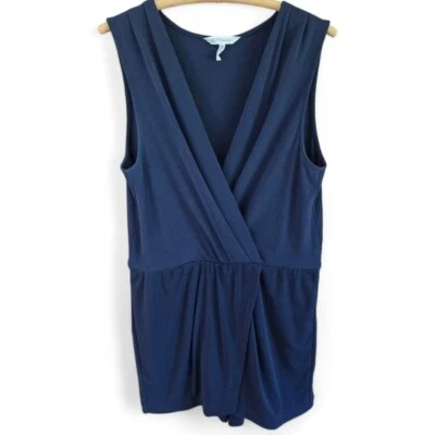 Pantalones Cortos BCBGGeneration Azul Marino Sobrepelliz Envoltura Corpiño Mameluco Skort Estilo Fluido Para Mujer Foto 1 de 4