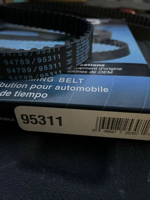 Árbol de levas de correa de distribución del motor Dayco 95311 para modelos seleccionados de Volvo 98-16 Foto 1 de 2