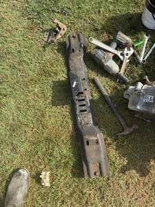 1988-1996 Ford F150 Bronco 4wd M5OD Transmission Cross Member Mount Automatic - Picture 1 of 7