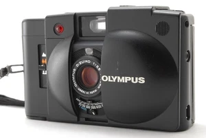 [NEUWERTIG] Olympus XA2 analoge Kompaktkamera schwarz 35 mm Point & Shoot aus Japan - Bild 1 von 9